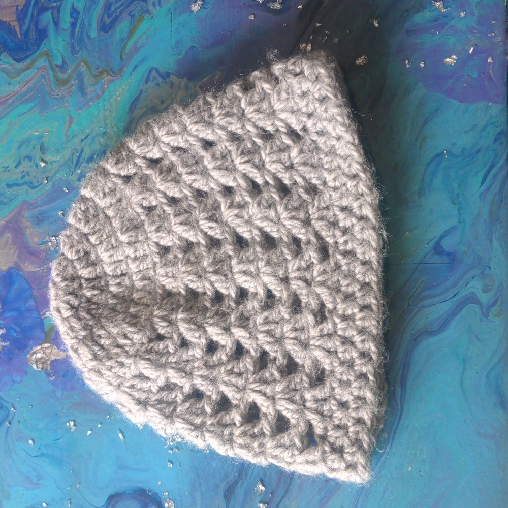Hand crocheted beanie touque